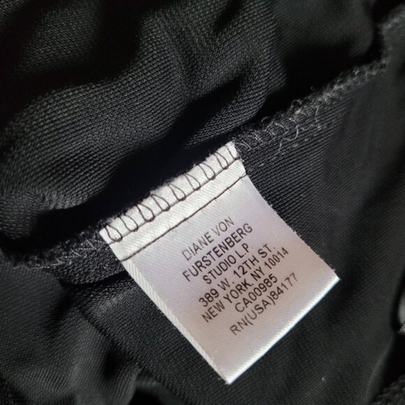 Diane von furstenberg black wrap mini dress- Size 0 - Picture 4 of 7